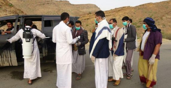 محافظ صعدة يتفقد عمل الفرق الصحية والأمنية في مدخل المحافظة