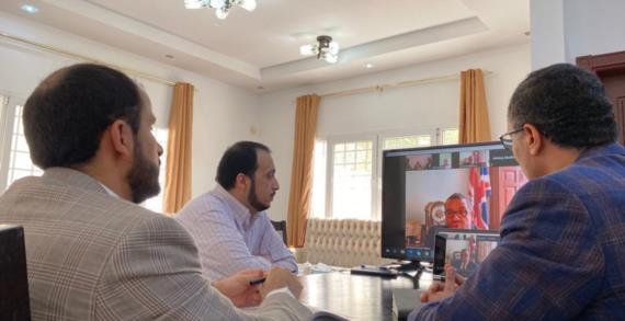 الوفد الوطني يلتقي السفير البريطاني لدى اليمن لمناقشة المسار السياسي