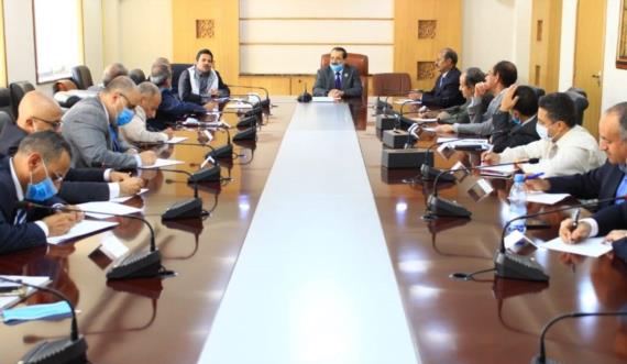 لقاء بوزارة الخارجية لتقييم السياسة الخارجية اليمنية في ظل العدوان