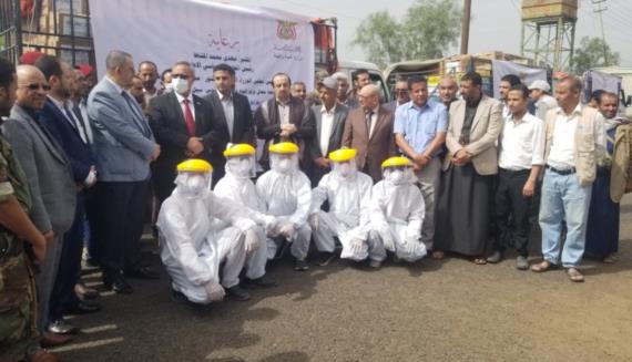 رئيس الوزراء يدشن مشروع توزيع معدات الحماية الشخصية للعاملين في مجال المياه والصرف الصحي
