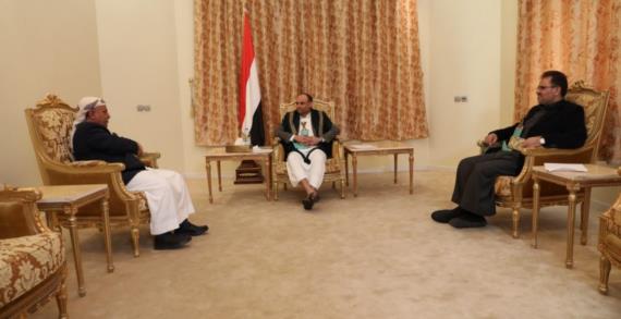 الرئيس المشاط يلتقي رئيس مجلس النواب