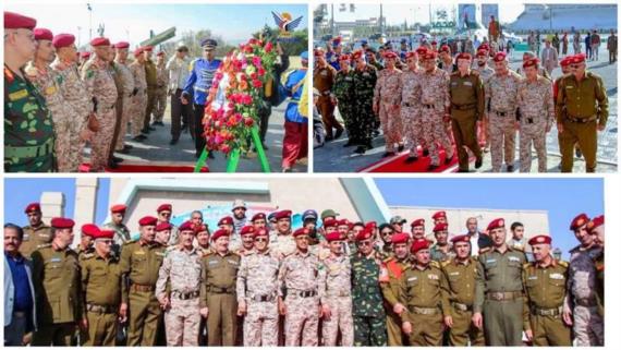 قيادات وزارة الدفاع والأركان تزور ضريح الشهيد الرئيس الصماد ورفاقه
