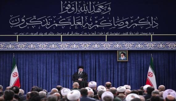 السيد علي الخامنئي: شبابنا سيصلون بالأقصى والعالم الإسلامي سيحتفل بنهاية الكيان المحتل