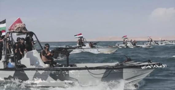 “اشتباكُ” خليج عدن وباب المندب: اليمنُ يردَعُ أمريكا