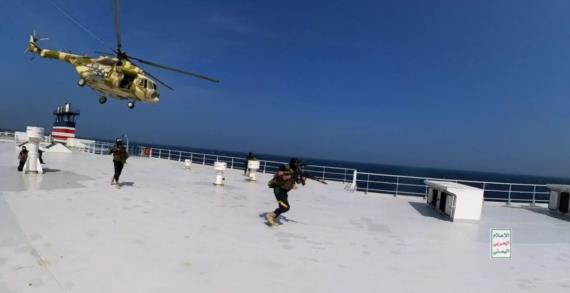 غرفتا عمليات في بلحاف والمخا: أمريكا تحشد مرتزقتها لحماية الصهاينة