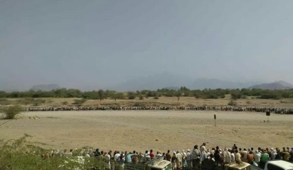 أبناء حيس بالحديدة يعلنون النفير العام وينددون باحتجاز السفن النفطية