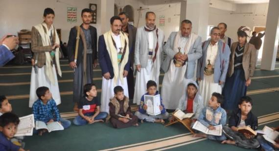 السلطة المحلية بمحافظة صنعاء تتفقد أنشطة المراكز الصيفية