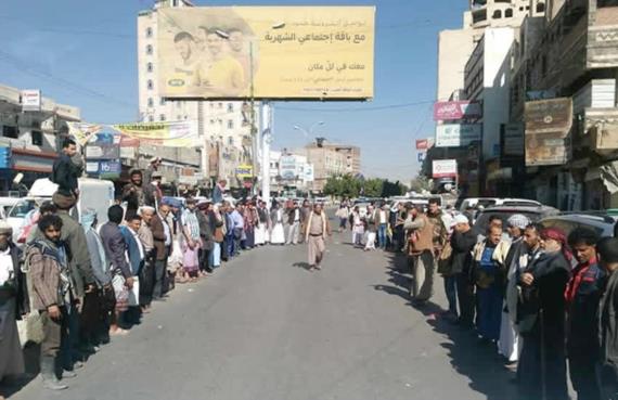 أبناء مديرية الثورة بالأمانة يؤكدون أهمية تعزيز الصمود والاستمرار في رفد الجبهات