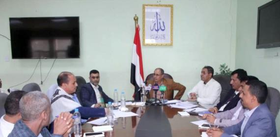 اجتماع برئاسة وزير الإعلام يقر الخارطة البرامجية الجديدة للقنوات والإذاعات الرسمية