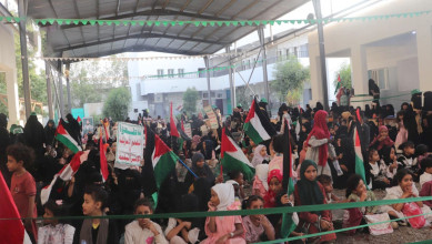 وقفة نسائية بالحديدة في الذكرى الـ 106 لمجزرة 
