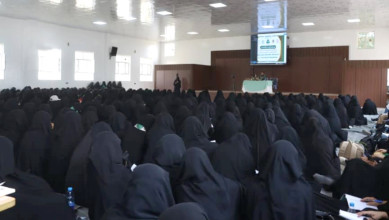 لقاء موسع للكوادر النسائية بالأمانة تدشيناً لفعاليات ذكرى المولد النبوي
