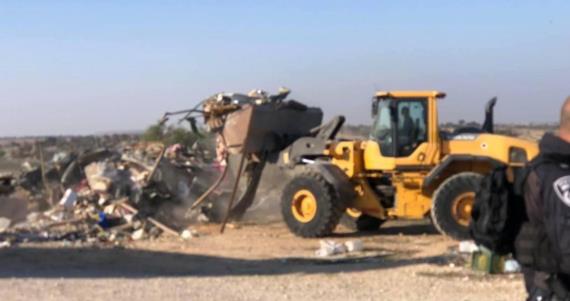 قُوَّات العدو الإسرائيلي تهدم قرية “العراقيب” للمرة 217