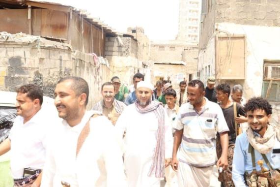 أوقاف الحديدة يشرف على صلح قبلي بين أسرتي الوافي والحداد بمديرية الميناء
