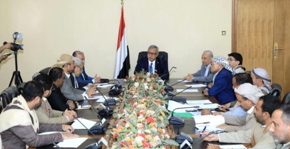 اجتماع برئاسة بن حبتور يقر مشروع الخطة الحكومية خلال شهر رمضان المبارك