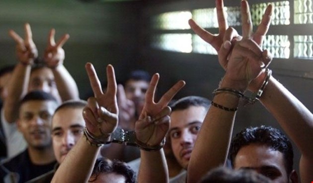 رغم تهديدات العدو.. أسرى فلسطين يصرّون على خوض الإضراب عن الطعام