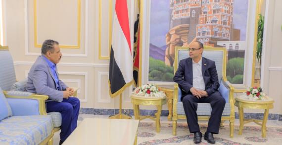 الرئيس المشاط يحث وزارة الخارجية على مواكبة الحضور القوي والفعال للجمهورية اليمنية