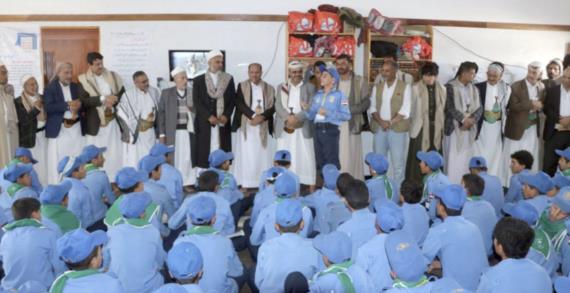 العلامة شرف الدين والبخيتي يتفقدان أنشطة الدورات الصيفية بذمار