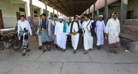العلامة عبدالمجيد الحوثي يشيد بدور جامعة دار العلوم الشرعية في رفد السلك القضائي والديني 