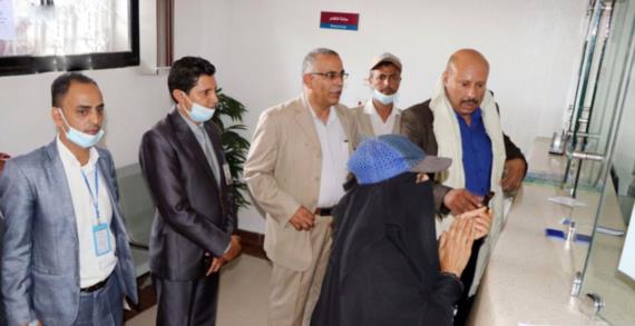 تدشين المرحلة الثالثة عشرة من مشروع صرف الحوالات النقدية الطارئة بذمار