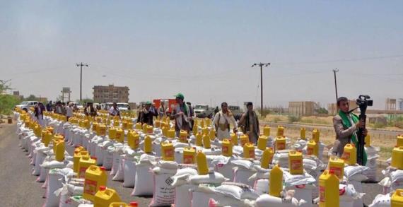 تدشين توزيع 700 سلة غذائية على الفقراء والمساكين في الجوف بمناسبة المولد النبوي