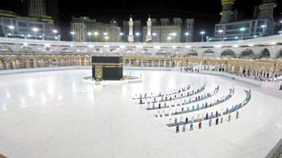 قد يضطر المكِّيُّون للرباط فيه كرباط المقدسيين في الأقصى .. السعودية تغلق المسجد الحرام في وجوه المعتمرين والعابدين والركع السجود