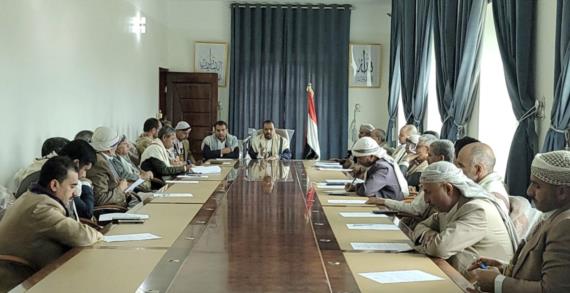 تنفيذي صعدة يدين استهداف العدو الأمريكي للأحياء والمنشآت المدنية