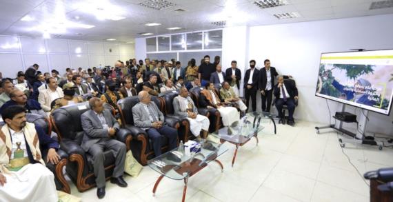 رئيس الوزراء يحث على ترجمة موجهات قائد الثورة لتحقيق الاكتفاء الذاتي