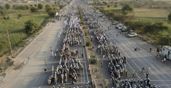 عرض مهيب لـ 20 ألفا من خريجي الدورات المفتوحة في تهامة بحجة