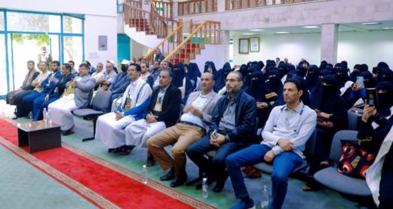 عضو السياسي الأعلى الحوثي: المطالبة بحقوق المرأة على الطريقة الغربية مؤامرة مكشوفة هدفها إفساد المرأة المسلمة
