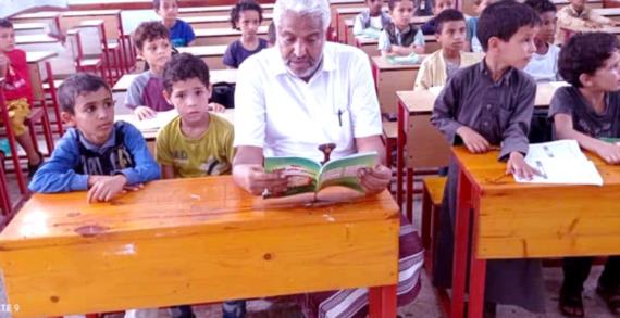قحيم يتفقد أنشطة الدورات الصيفية في مديريات الحالي وزبيد والتحيتا بالحديدة