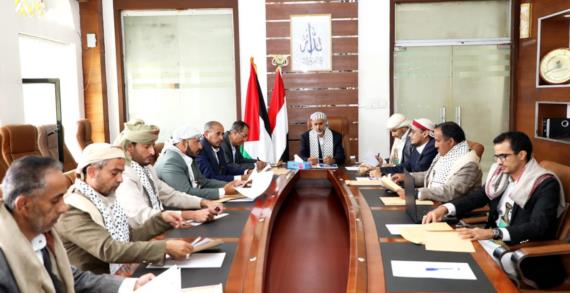 لجنة نصرة الأقصى تناقش نتائج قرار وحملة مقاطعة البضائع الصهيونية والأمريكية