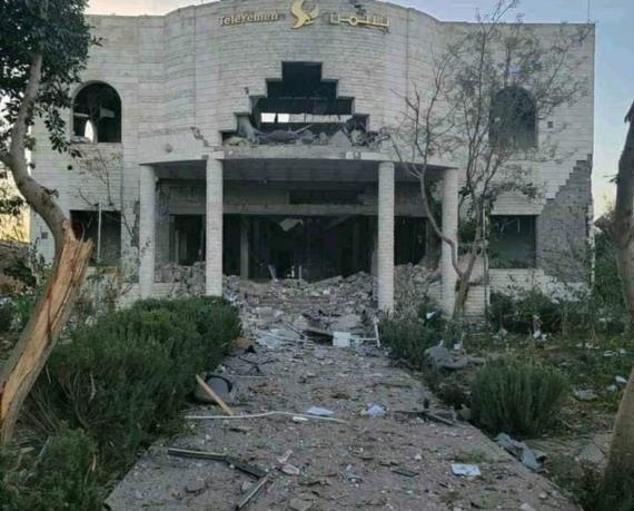 استهدافٌ جديدٌ للاتصالات يترجمُ الإصرارَ الأمريكي على التصعيد.. الردُّ قادم