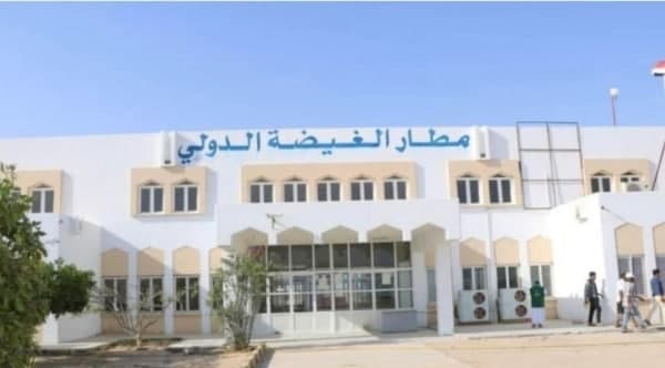 أكبر مطار يمني يتحول إلى أخطر قاعدة تجسسية !!!