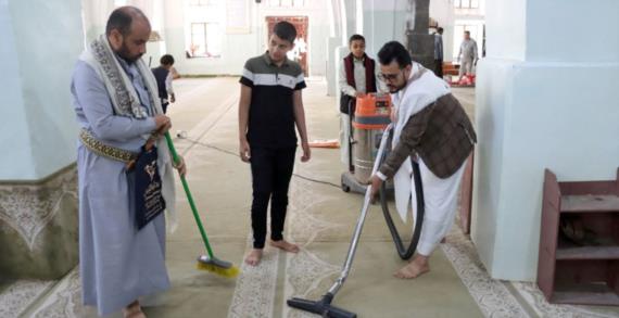 مكتب الأوقاف بإب يدشن حملة “أن طهرا بيتيَ” إستعداداً لاستقبال شهر رمضان