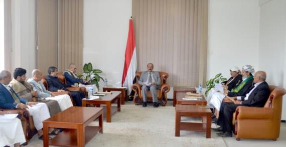 هيئة رئاسة مجلس الشورى تدين جريمة إحراق الصهاينة لنسخ من القرآن الكريم
