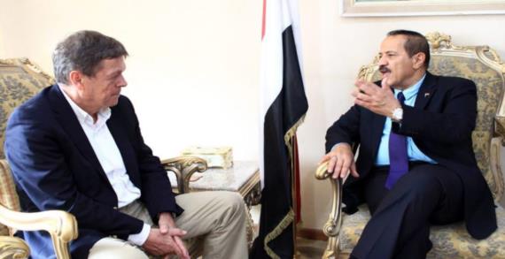 وزير الخارجية يناقش مع السفير الألماني تداعيات الوضع الإنساني نتيجة العدوان